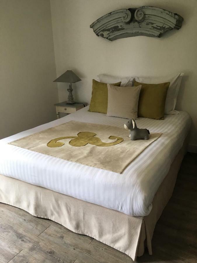 Le Puits D'Angle Bed and Breakfast Thibivillers Exteriör bild
