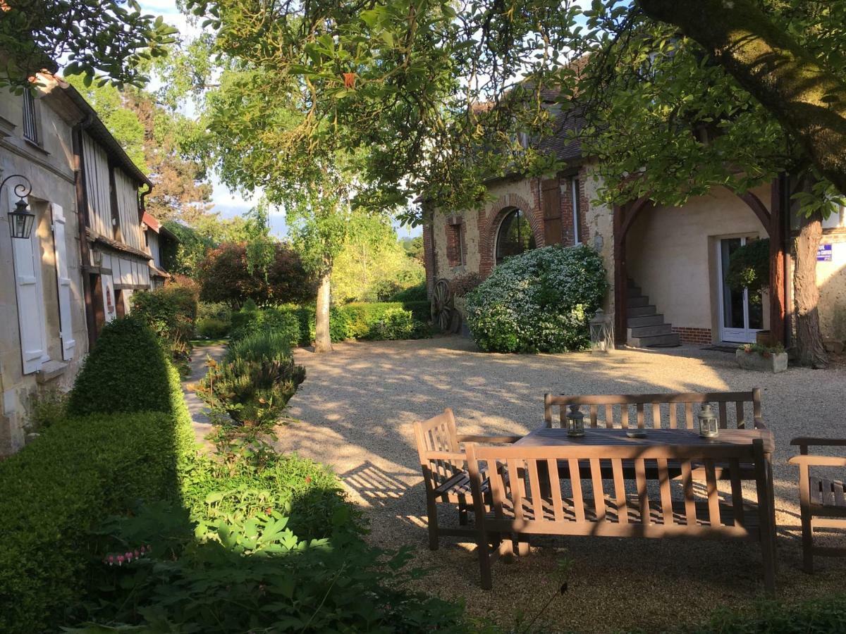 Le Puits D'Angle Bed and Breakfast Thibivillers Exteriör bild